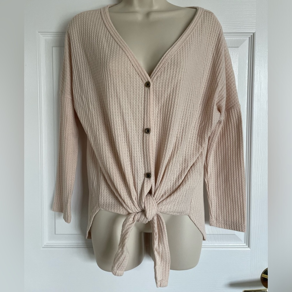 ⚡️Cream Oversized Waffle Knit Tie knot Button down V-neck Shirt - Women's Small